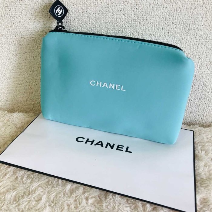 В наличии! Косметичка