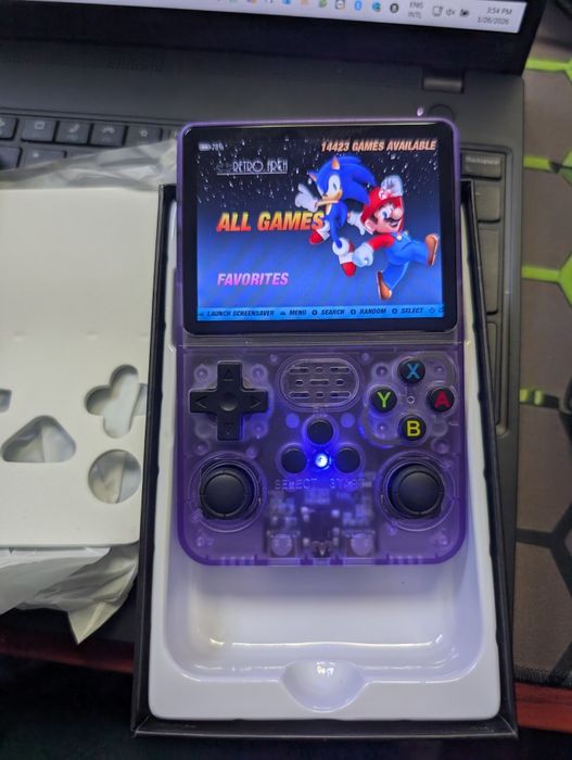 Consola R36s cu foarte multe jocuri retro