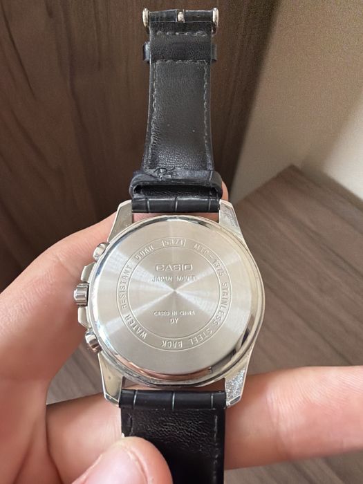 Часовник Casio Enticer