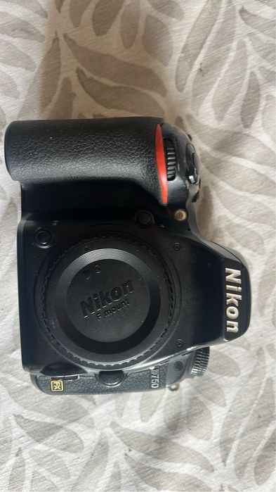 Фотоапарат Nikon D750