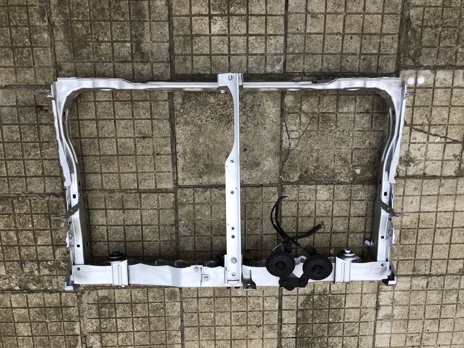 Маска(Очиларка) за Тойота Авенсис/Avensis T27 09г-14г