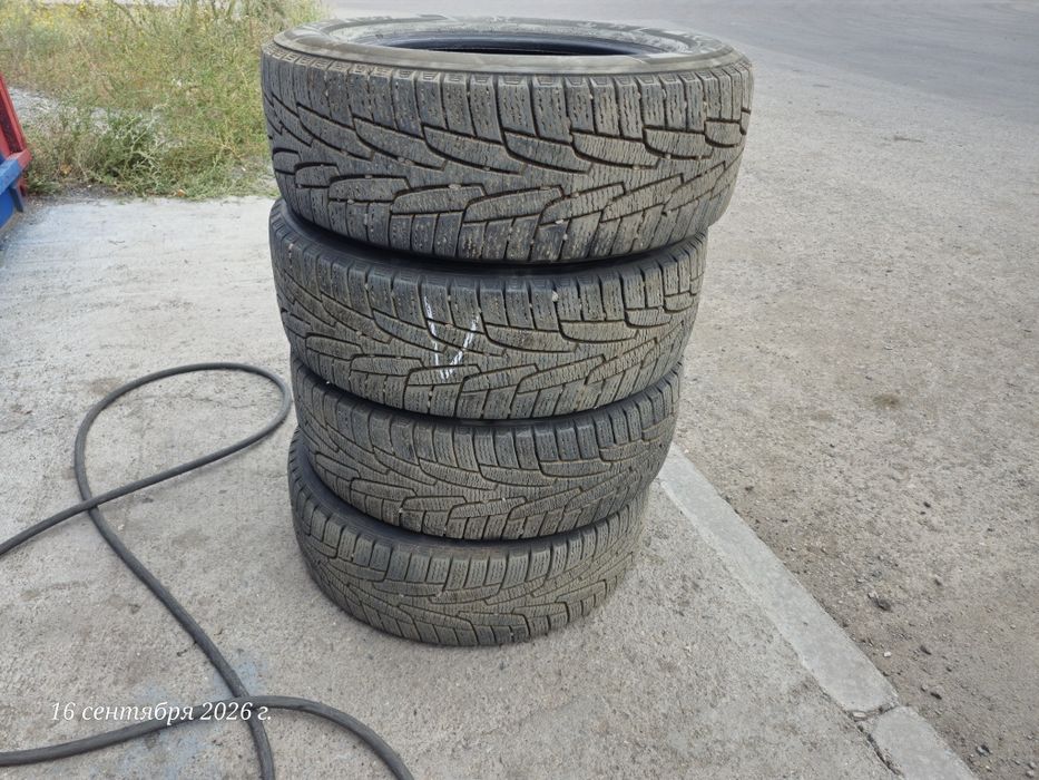 Продам зимнюю  резину Kumho