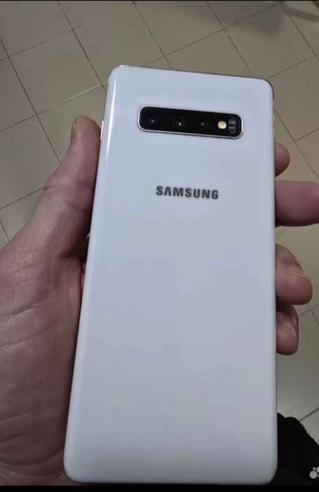 Samsung galaxy s10+ 12/1TB