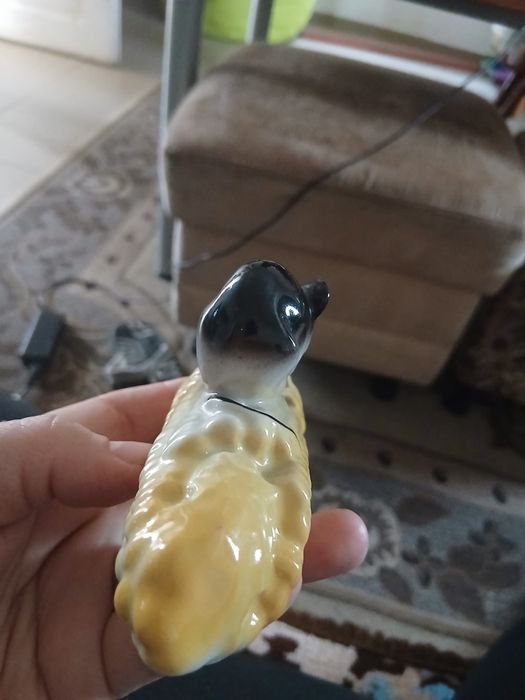 Vând bibelou vechi in stare perfectă