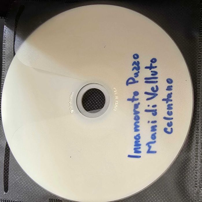 6 DVD-uri cu filme de colectie