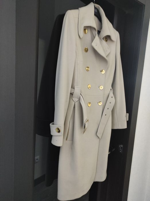 Продам красивое пальто