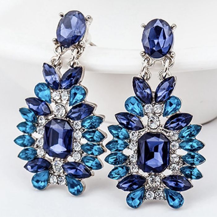 Новые красивые серьги