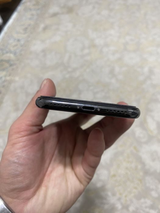 Продаю айфон х в идеале