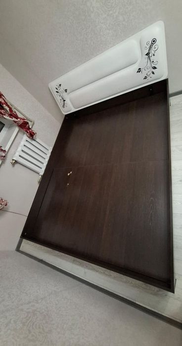 Кровать двухспальняя
