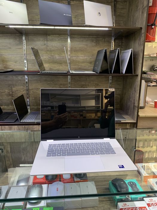 HP Omnibook 7 Flip 360