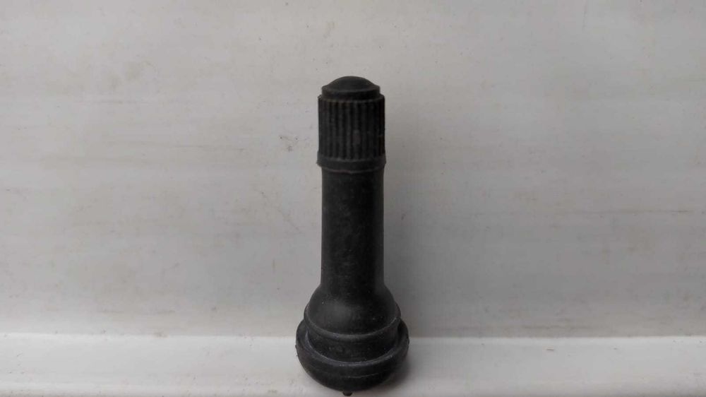 Ниппель для бескамерных шин