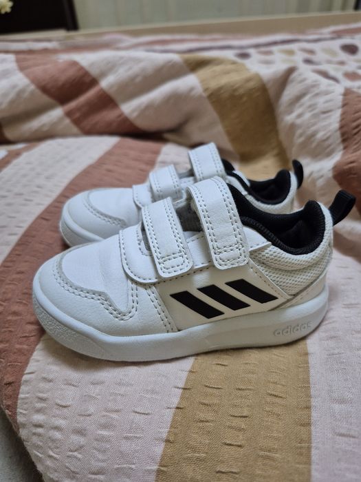 Детски маратонки  Adidas  21 номер