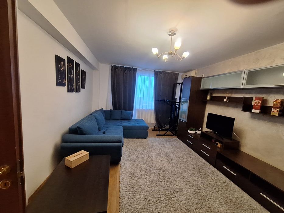 Apartament de inchiriat, 2 camere decomandate