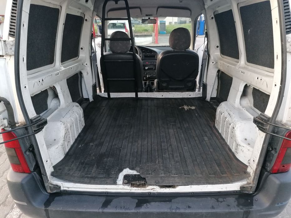 Пикапи под наем баничарка под наем лекотоварен бус под наем 55 лв