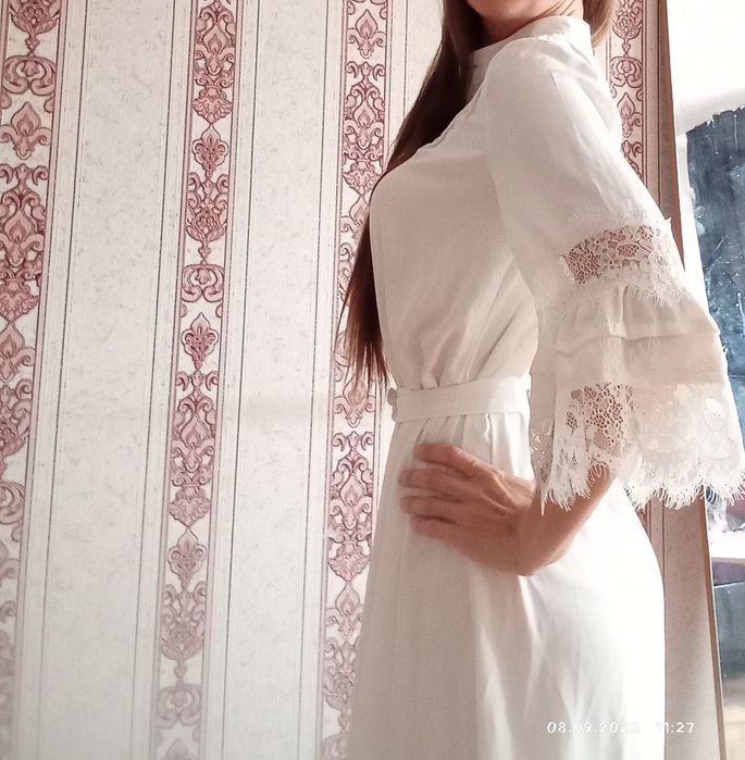 Платье белое длинное