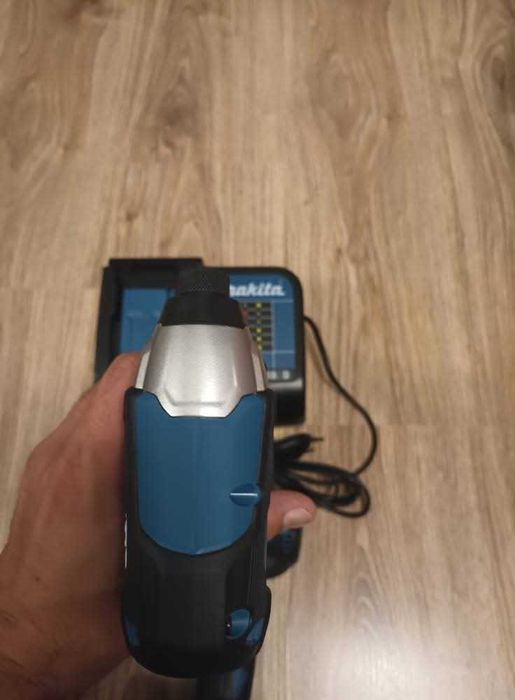 Комплект винтоверти makita