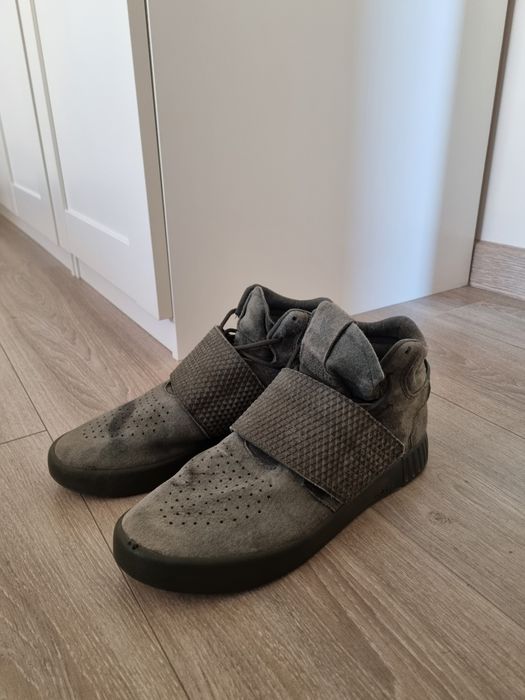 Adidas Tubular Invader Strap – Marime 42 2/3 (US 9) – Olive/Kaki – Suede