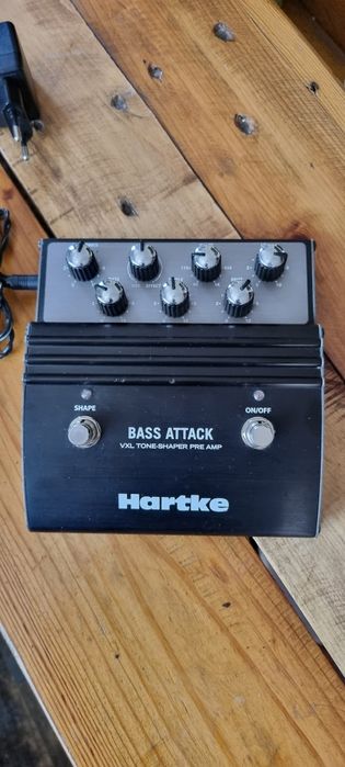 Басовый приамп Hartke