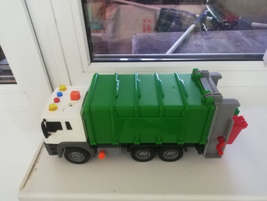 Игрушкыный Мусоровоз игрушка