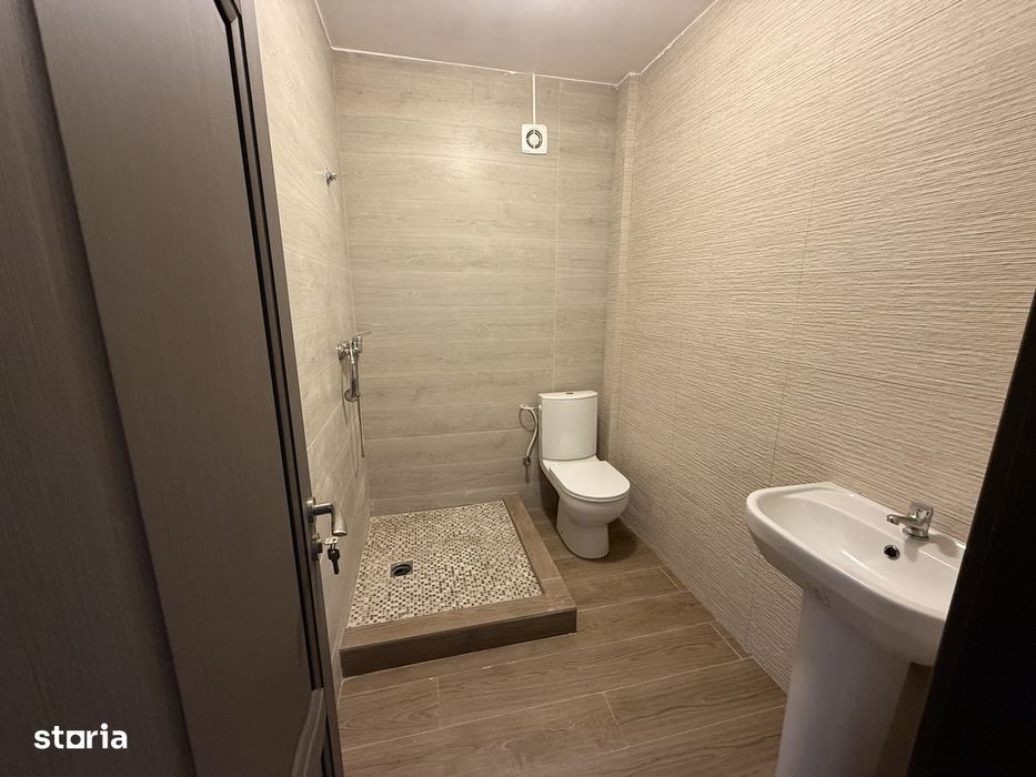 Spațiu semidemisol de vânzare – ideal pentru investiție, Mamaia Nord