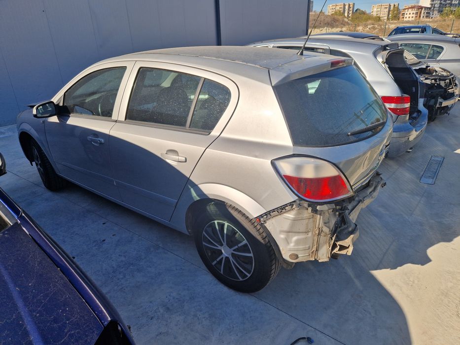 Opel Astra H 1.7 CDTI (НА ЧАСТИ)