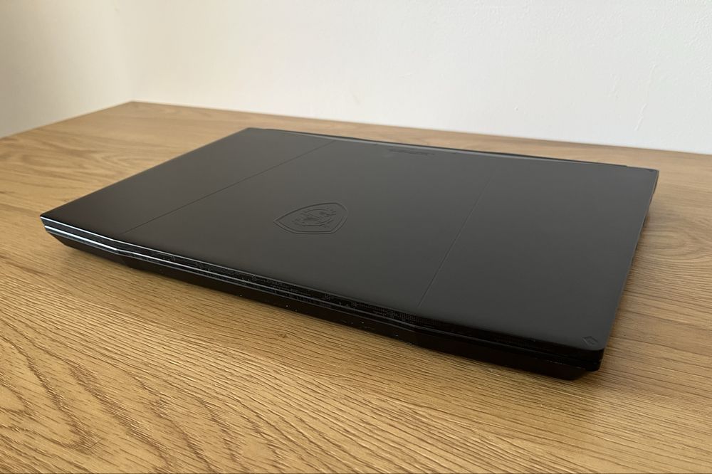 MSI Katana 15 – RTX 4060 8GB | Intel Core i5-12450H | 16GB RAM | 1TB SSD | 144Hz | Stare excelentă