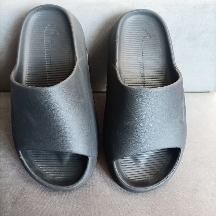 Черни джапанки Nike