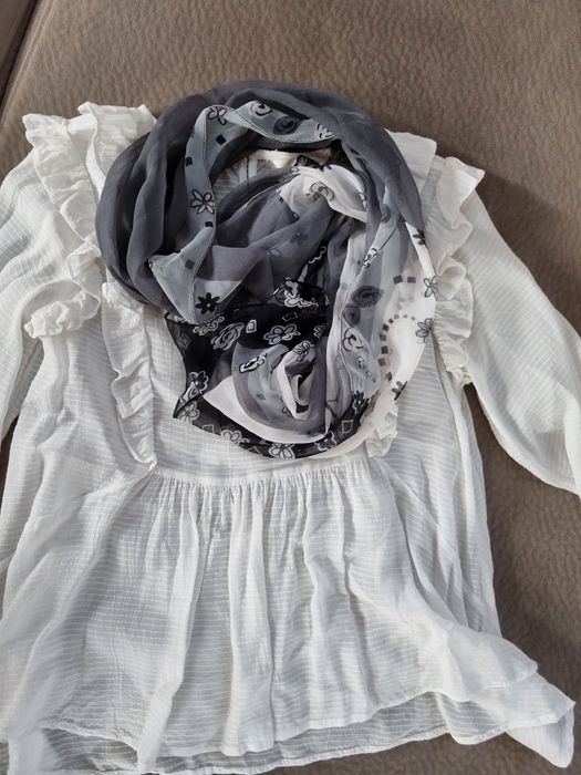 Риза и шал към нея