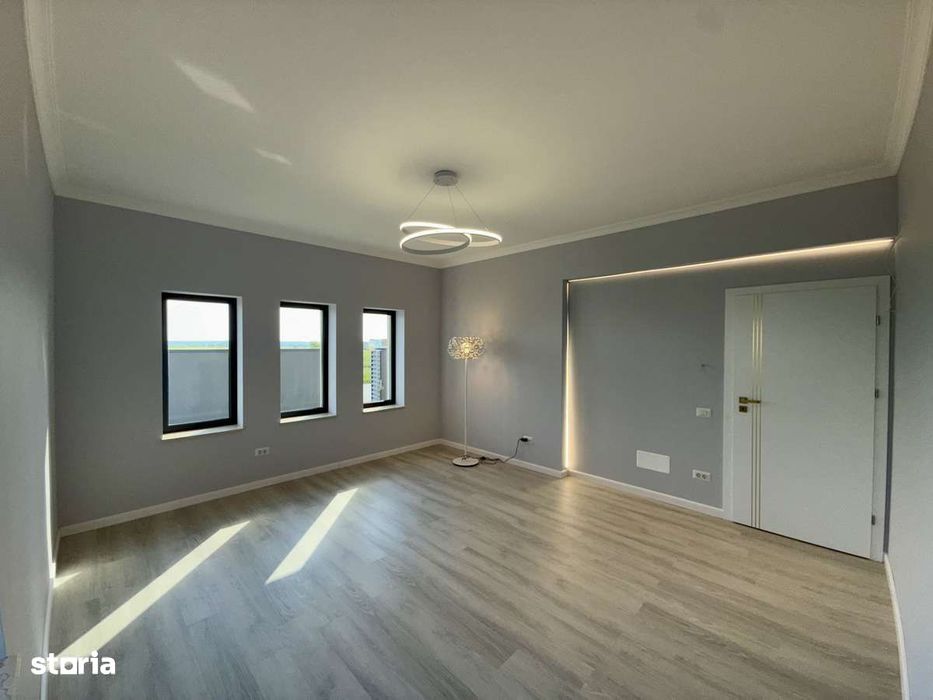 Casa zona Selgros Capsunarie Damila