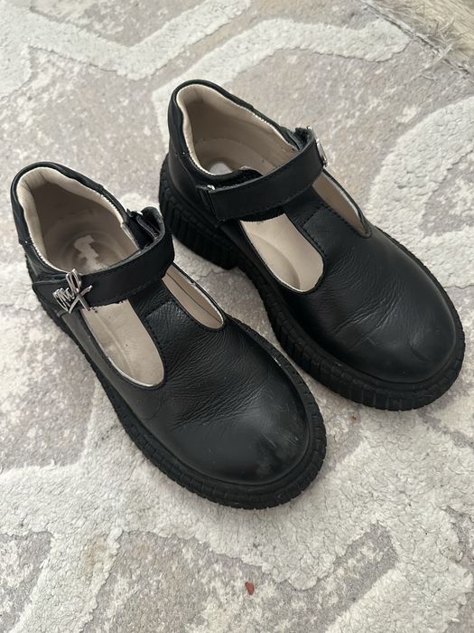 Обувь на девочку