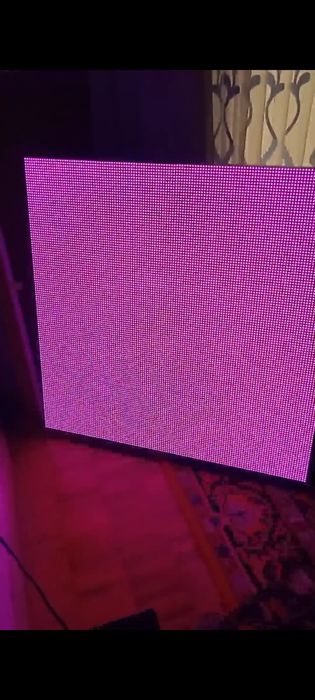 Монитор сотилади ишлаб турибди