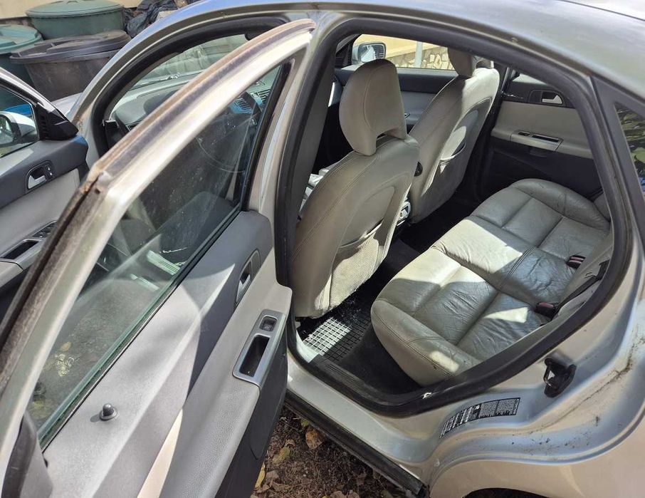 Volvo S40 II, 2.0D 2004