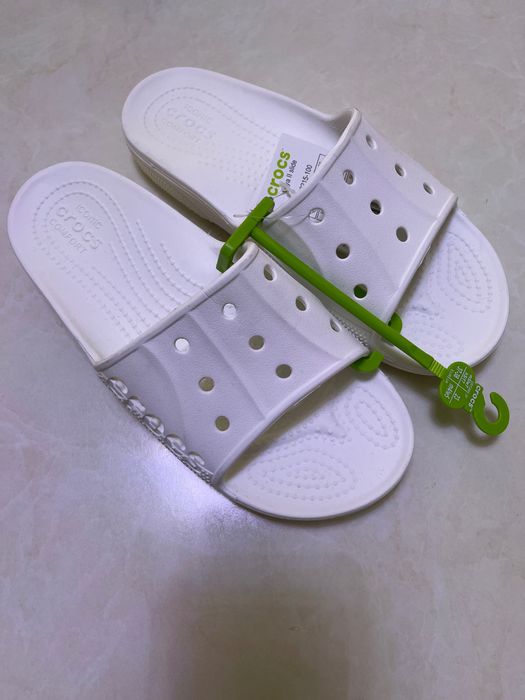 Продам топочки Crocks 3 цвета