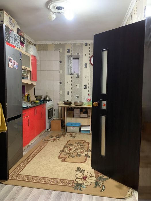 Кби мөлтек ауданында 3 бөлмелі времянка сатылады