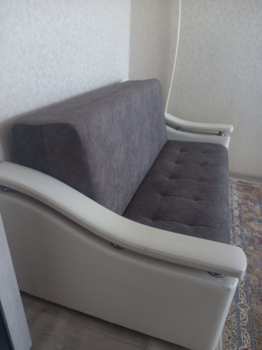 Продам диван вместимый