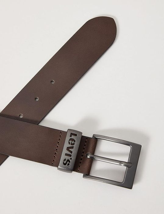 Кожен колан Levi's в кафяво с метална катарама