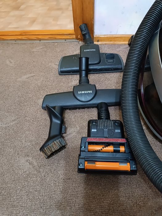Пылесос SAMSUNG aguatic