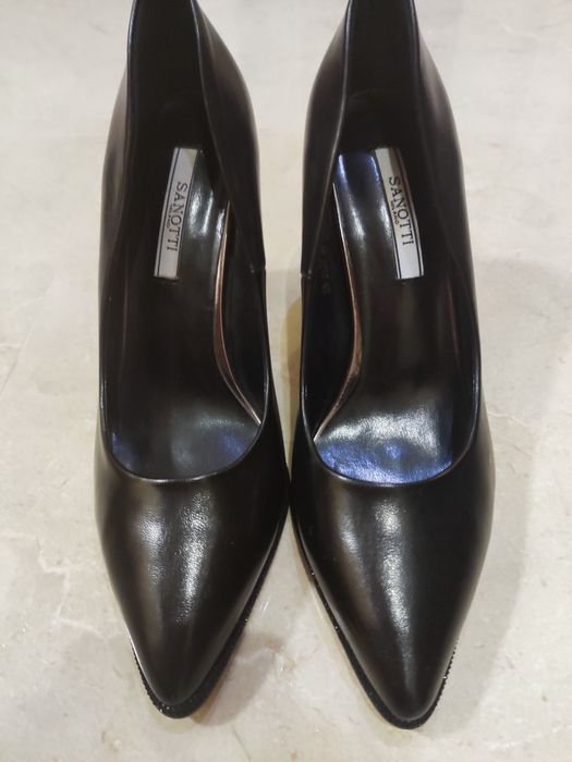 Туфли женские черные,