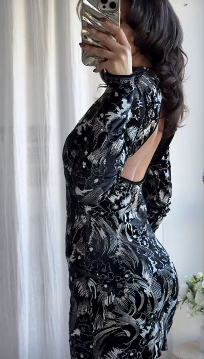 Нови с етикет рокли ZARA