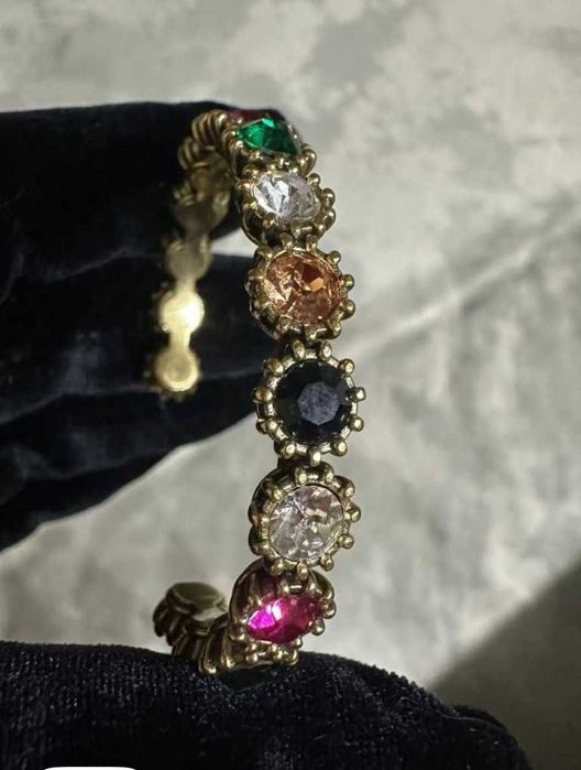 Висок клас Гривна, Обеци,Колие.Моля разгледайте и другите предложения