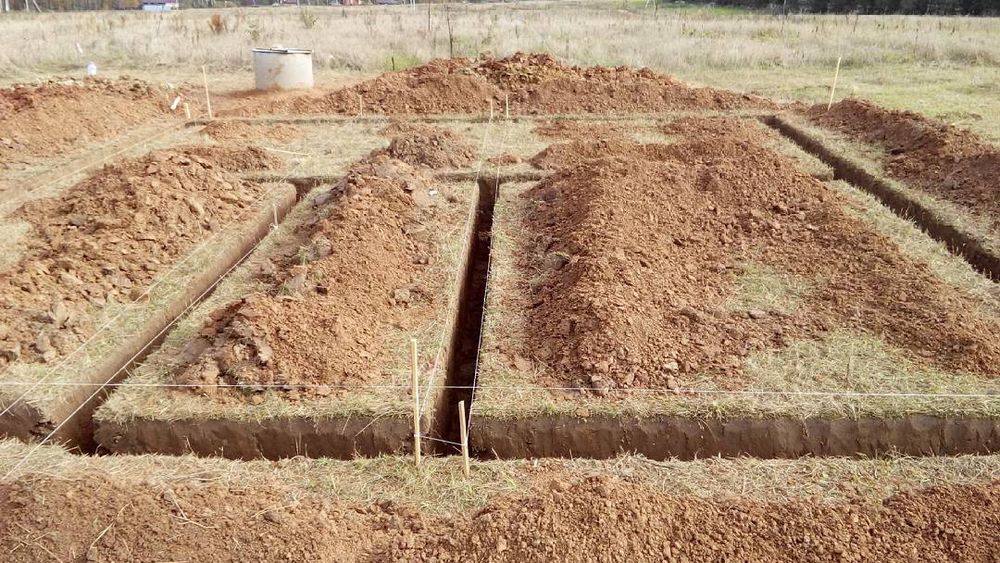 Копка ям , траншей септиков