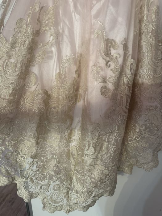 Официална бална рокля Chi Chi London