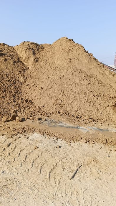 Chisai,Pamant,pietris