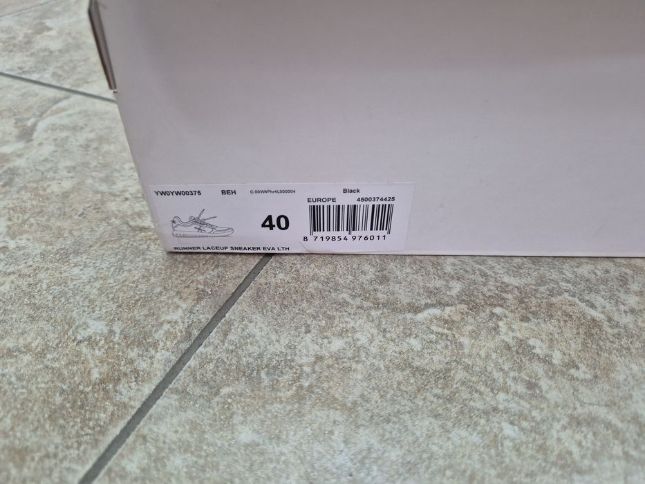 Обувки Calvin Klein