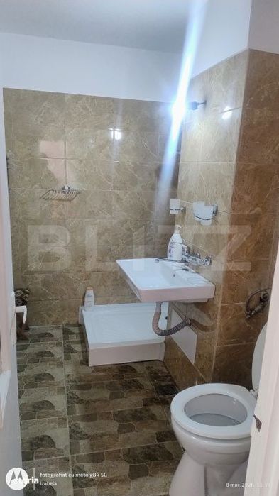 Apartament 2 camere decomandat cu 2 balcoane, zona linistita – oport