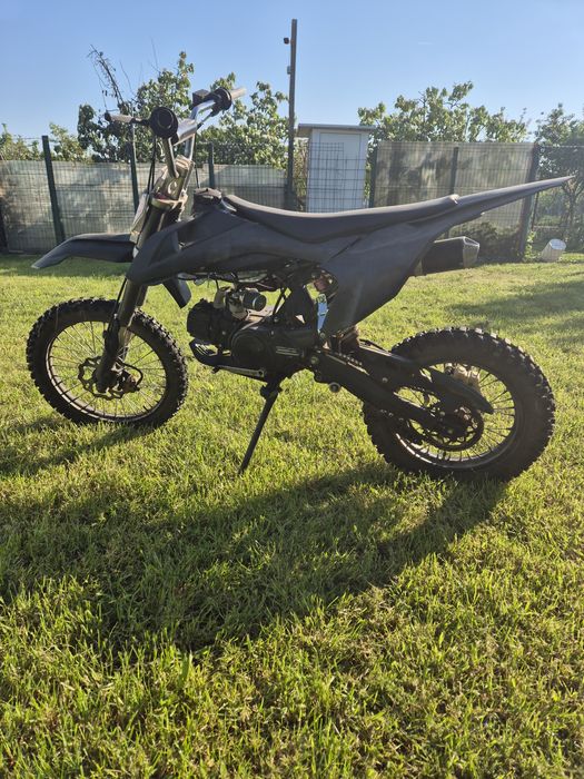 Vând motocros 125 cc
