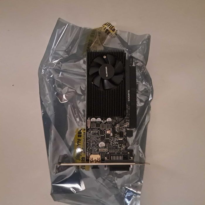 Vand URGENT procesor GEFORCE GT1030 Nvidia+ cooler procesor intel 1155