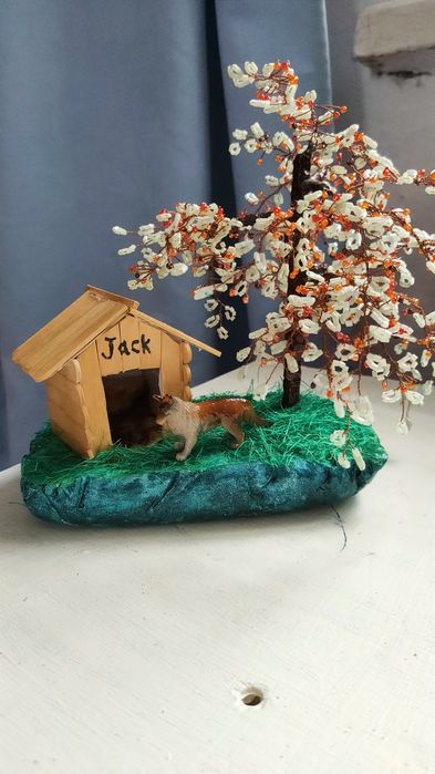 Дерево из бисера ручной работы