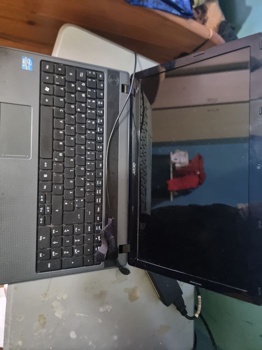 Laptop HP i7 laptop i3