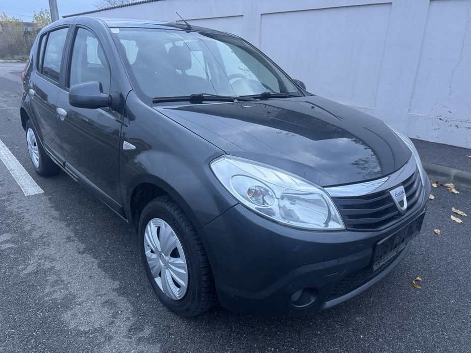 Dacia Sandero 1.5 Diesel *2010* Clima / Proiectoare / Import